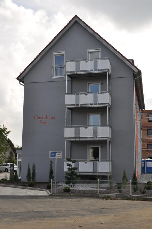 Goldener Schluessel Mit Gaestehaus Sina Noerdlingen Exterior photo